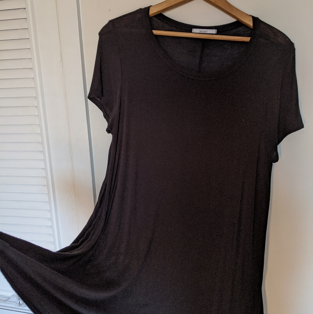 black shirt sleeve knit dress